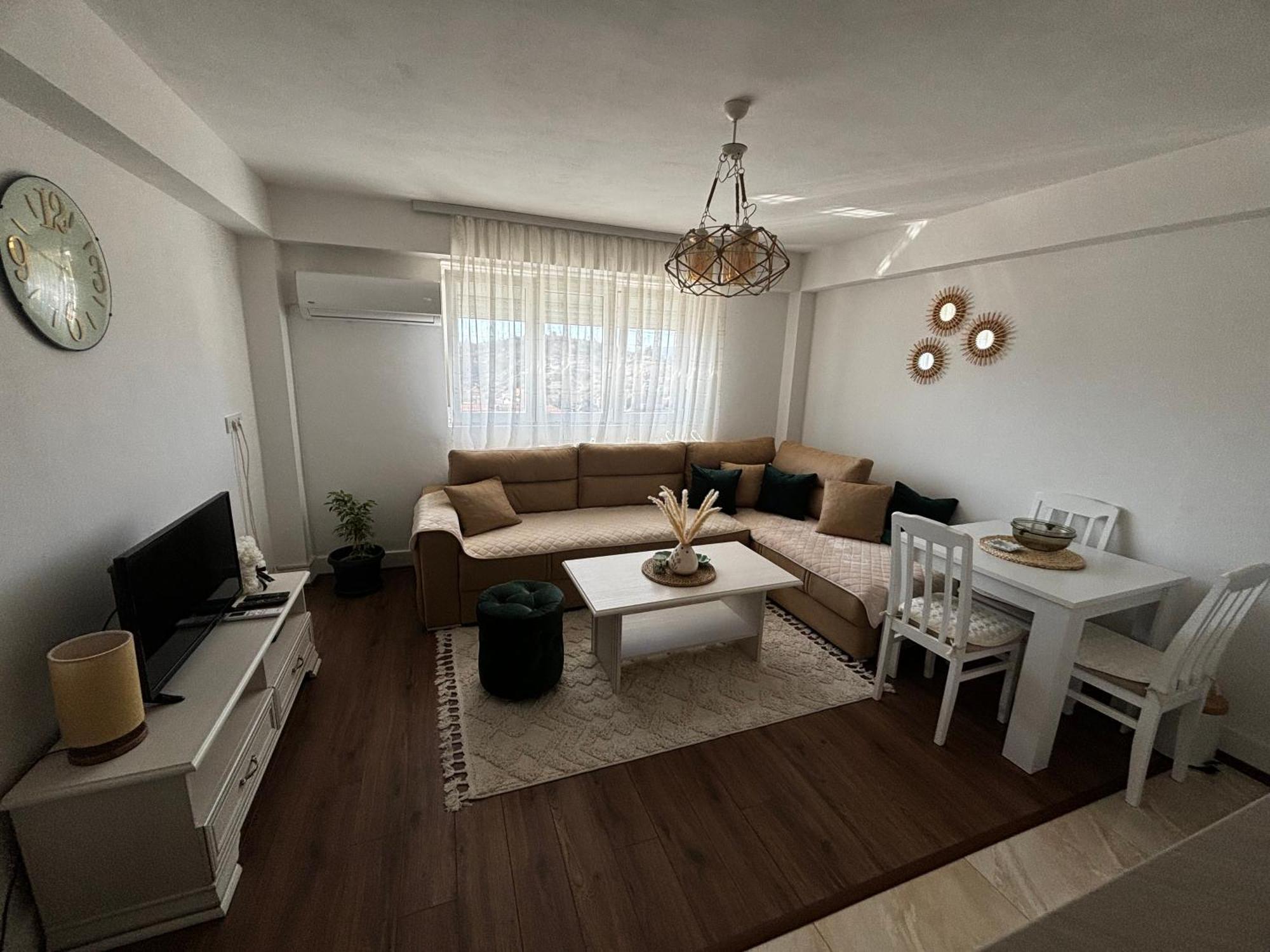 Apartman Dbb Nikšić Esterno foto